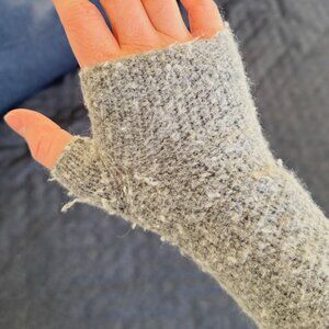 Grey Long Fingerless Gloves 5/25